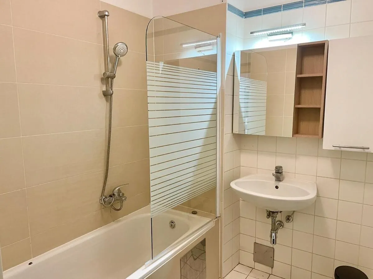 Long Term Apartment With Balcony & Parking Vienna