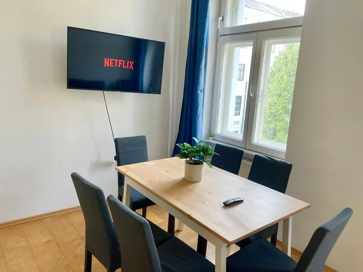 Long Term Apartment With Balcony & Parking Vienna