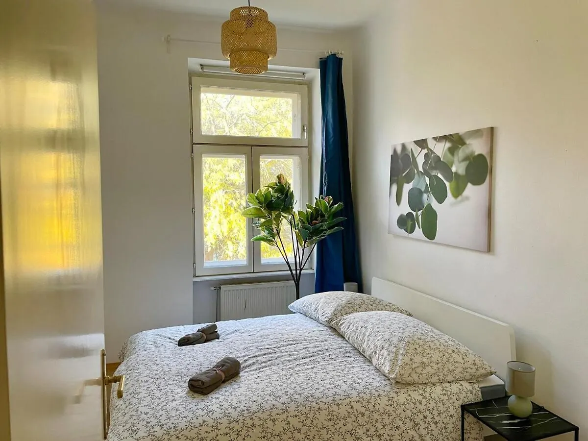 Long Term Apartment With Balcony & Parking Vienna