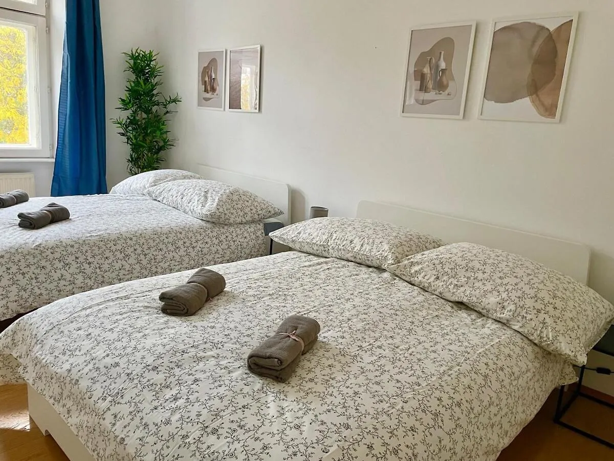 Long Term Apartment With Balcony & Parking Vienna